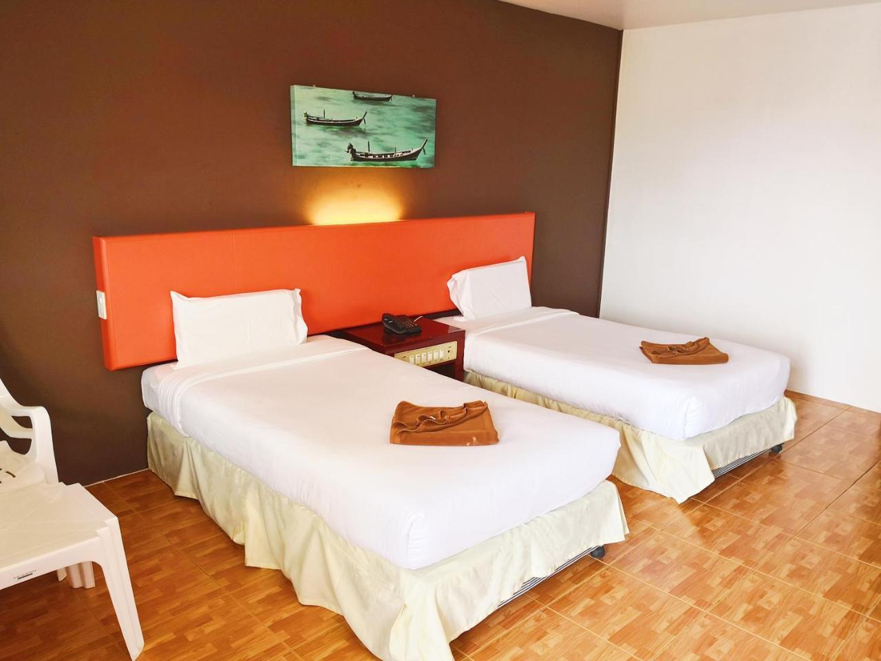 Patong 7Days Premium Hotel Phuket Dış mekan fotoğraf