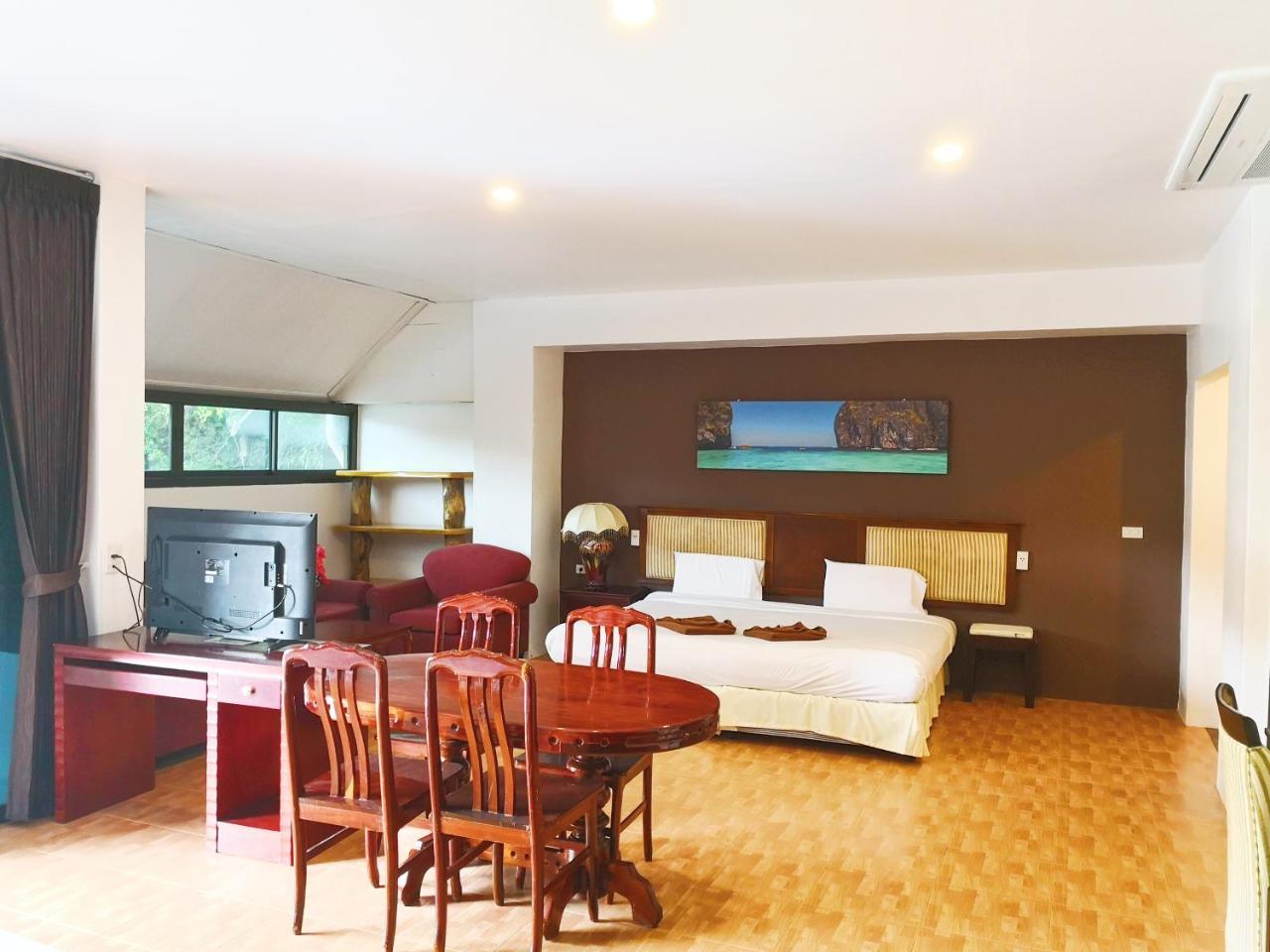 Patong 7Days Premium Hotel Phuket Dış mekan fotoğraf