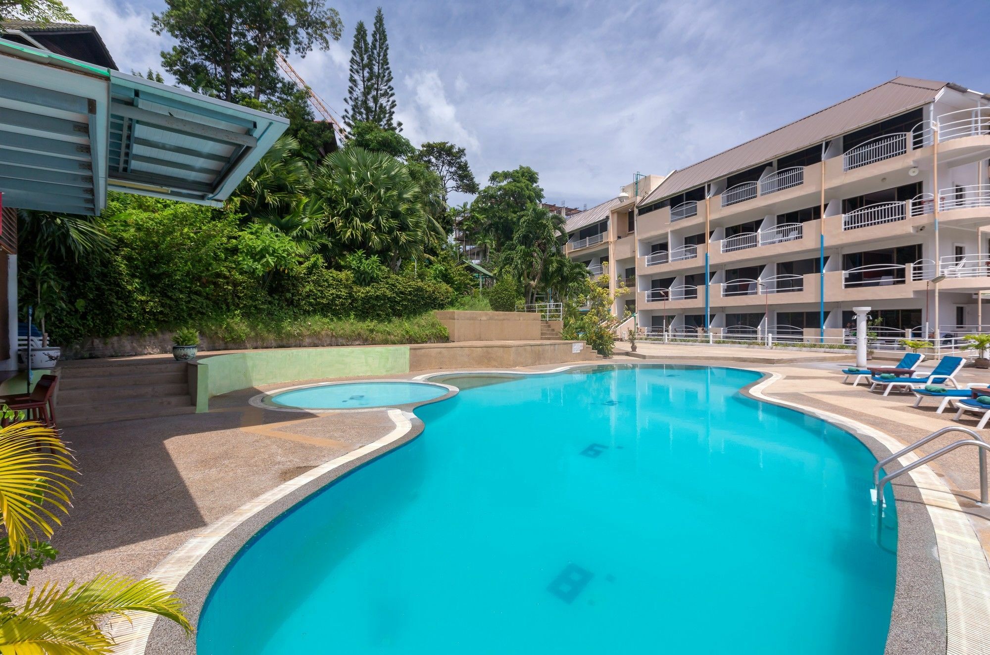 Patong 7Days Premium Hotel Phuket Dış mekan fotoğraf