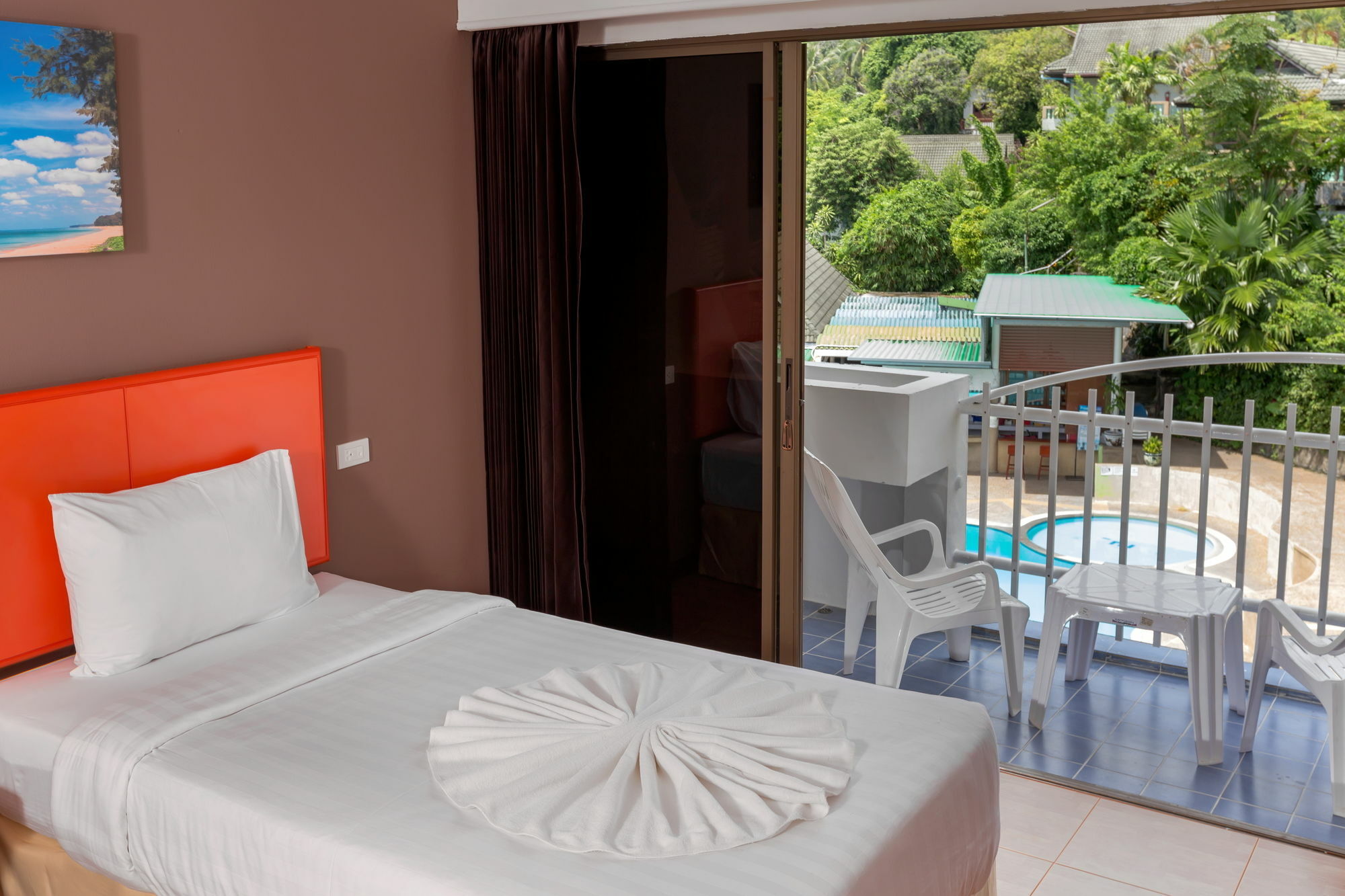 Patong 7Days Premium Hotel Phuket Dış mekan fotoğraf